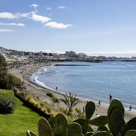 Holiday home Carol, Wifi, Pool, Garden, Sea Views, Costa Adeje Callao Salvaje